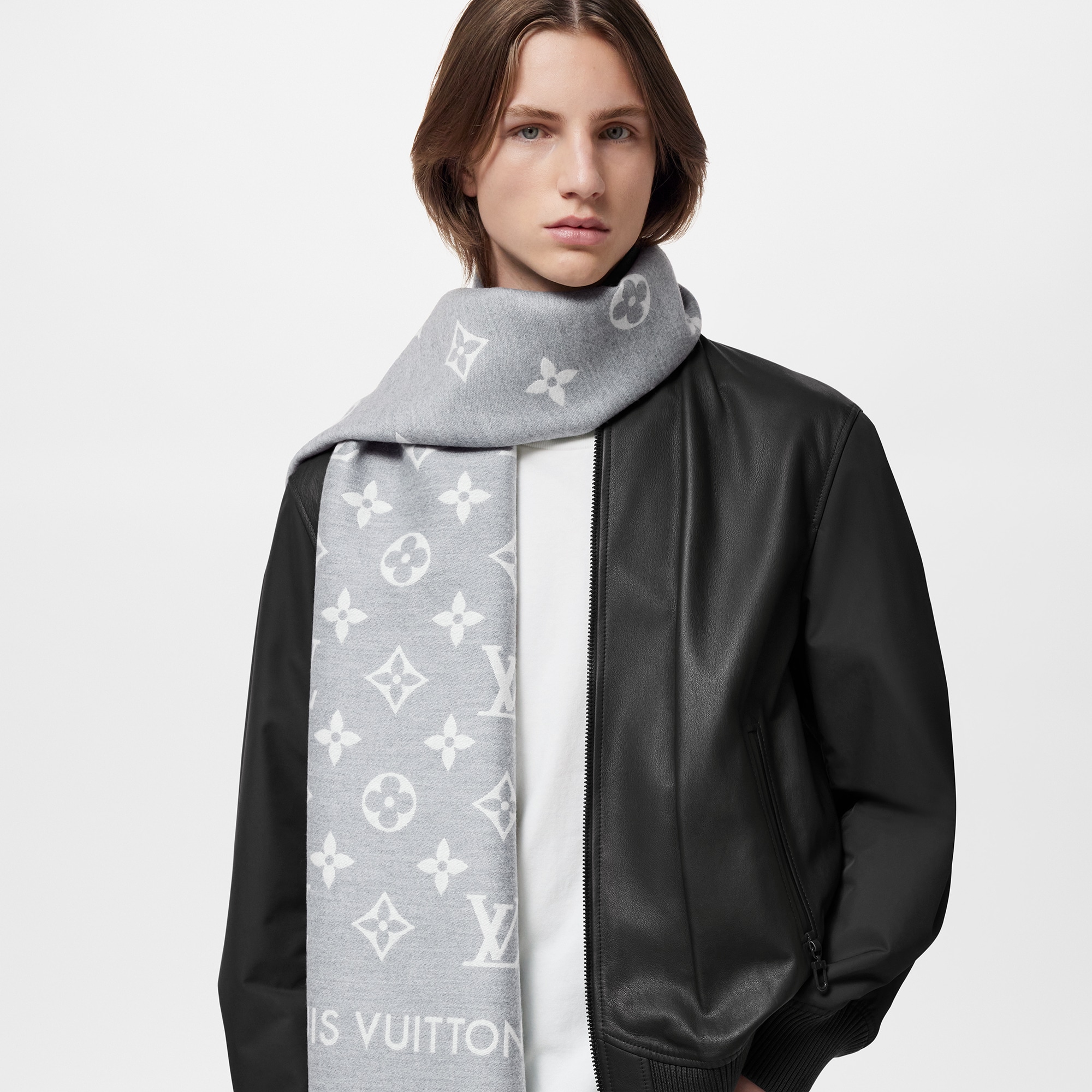 Louis Vuitton Monogram store Scarf